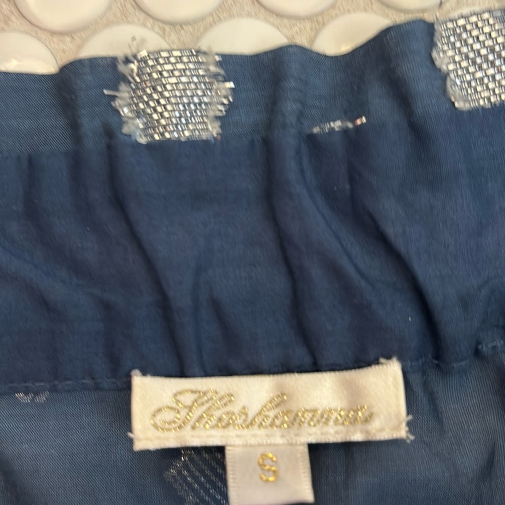 Shoshaana blouse woth siver  circles
